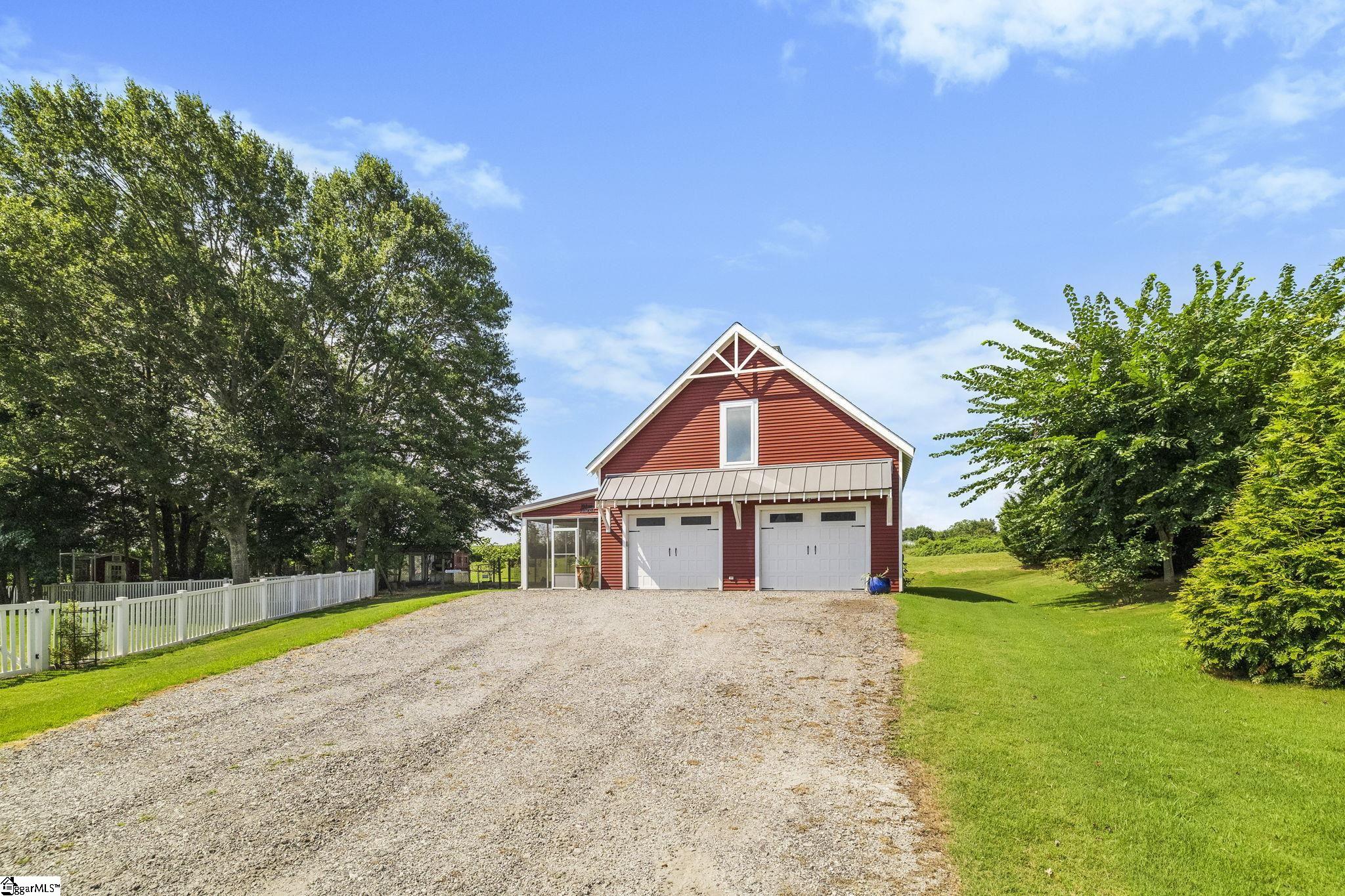 4588 Highway 14 Greer, SC 29651 - Photo 31 of 50