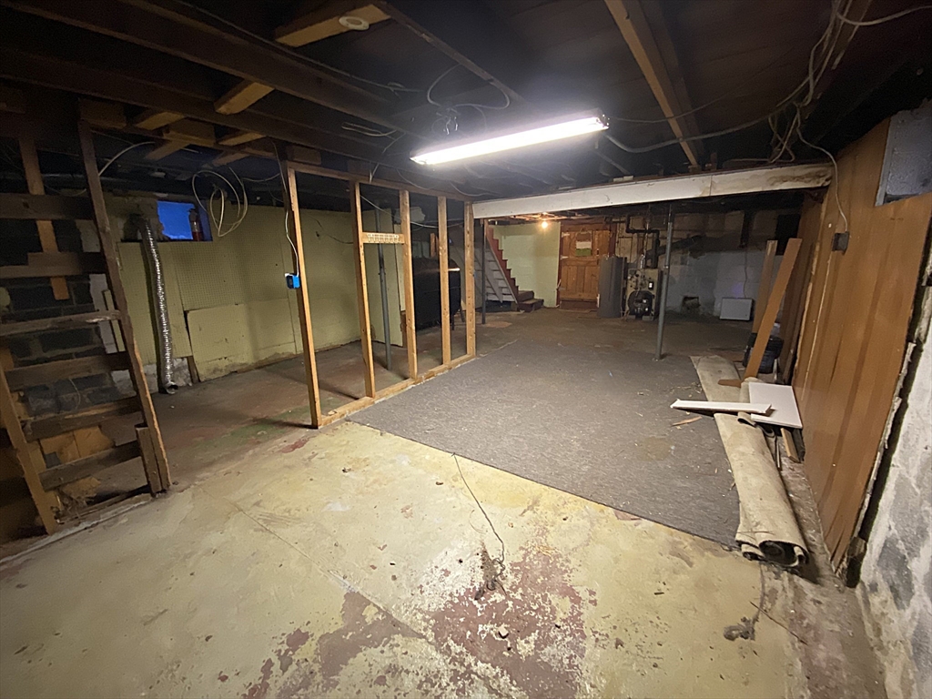 135 Lucerne Road Springfield, MA 01119 - Photo 15 of 15