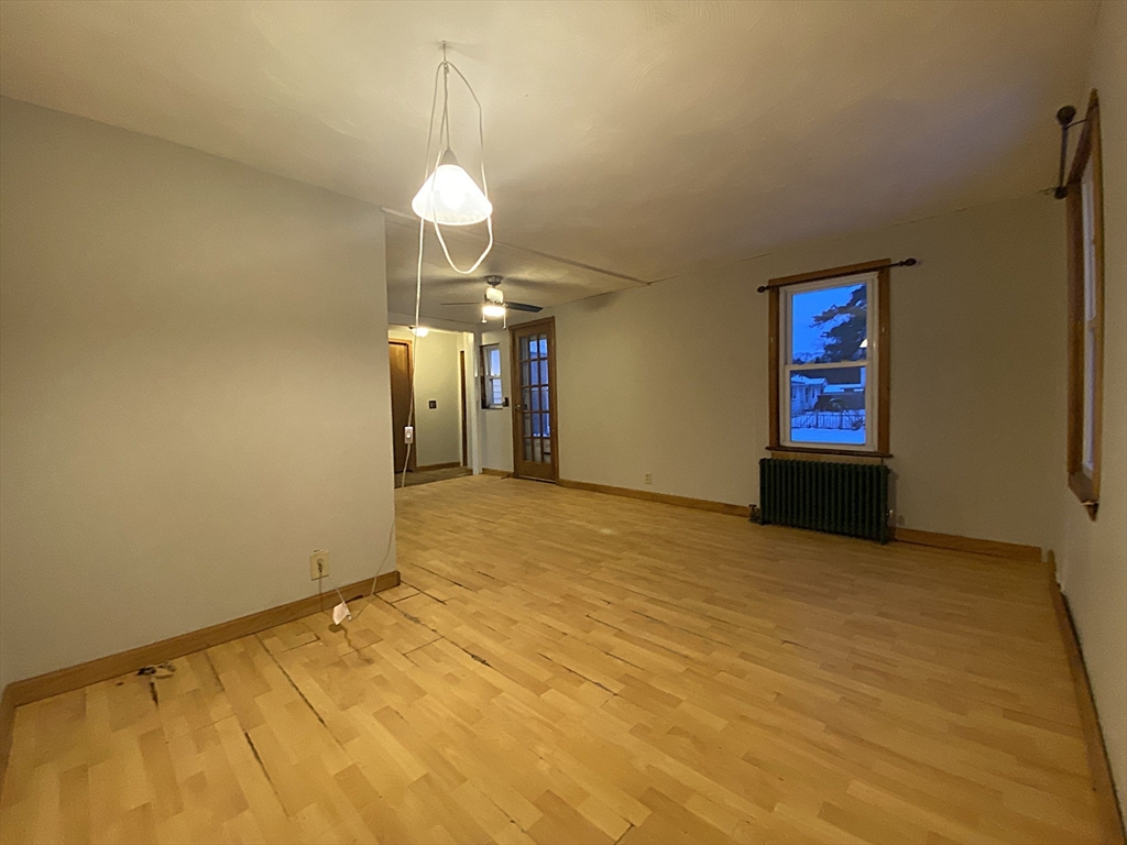 135 Lucerne Road Springfield, MA 01119 - Photo 8 of 15