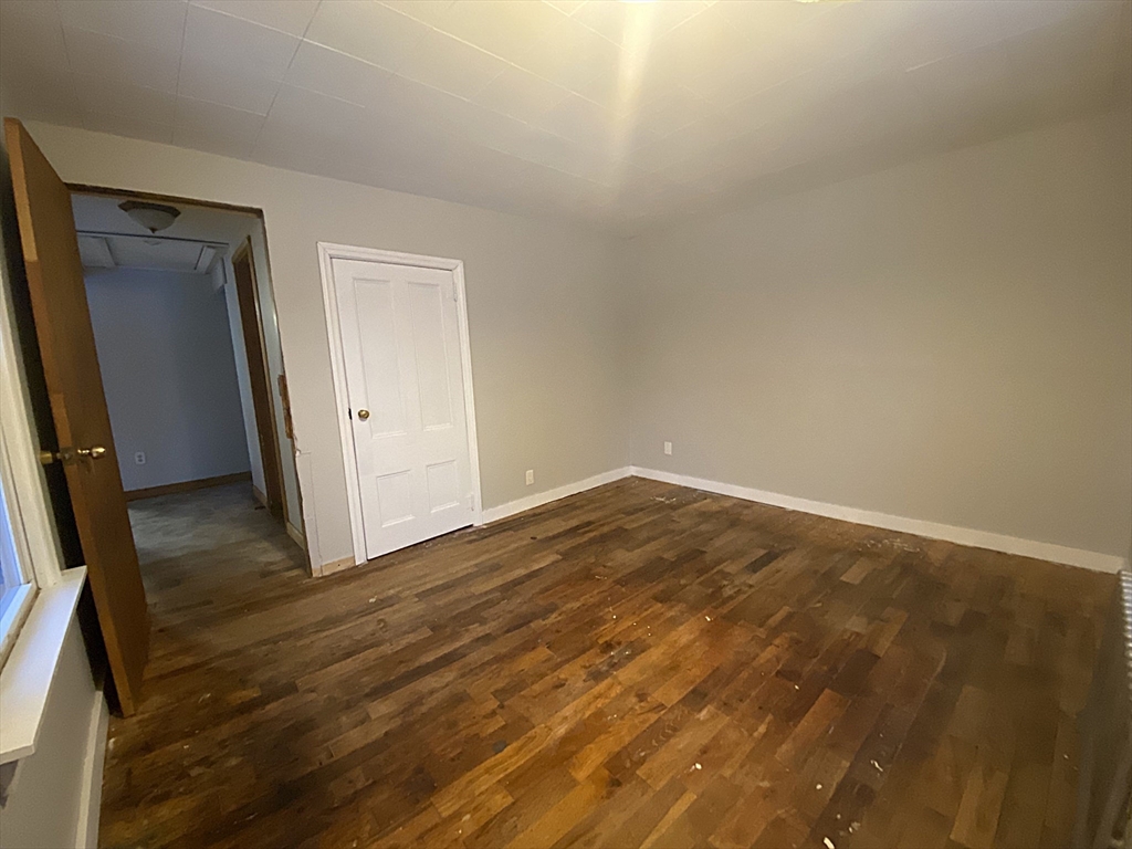 135 Lucerne Road Springfield, MA 01119 - Photo 10 of 15