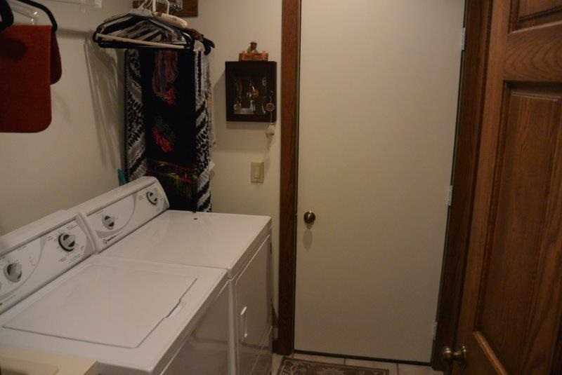 6704 Mission Ridge Traverse City, MI 49686 - Photo 29 of 59 1866772-28.JPG