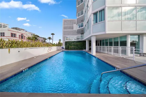 $699,000 | 3411 Indian Creek Drive, Unit 604, Miami Beach, FL 33140