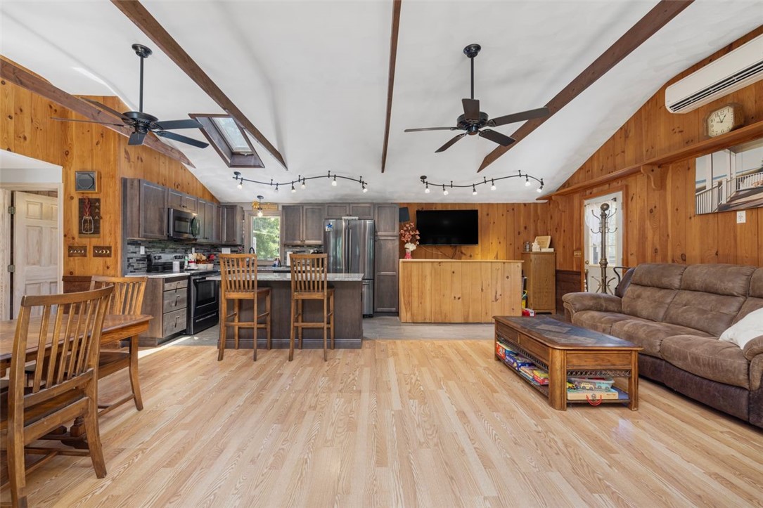 456 Rockland Road Scituate, RI 02857 - Photo 17 of 40