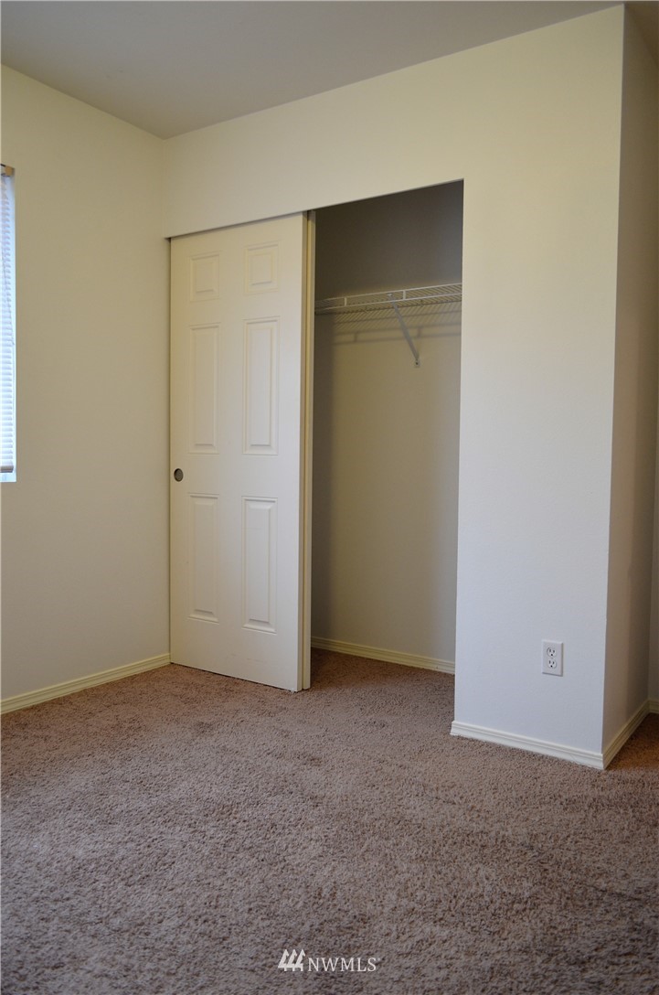 1173 Monterey Avenue Northeast Renton, WA 98056 - Photo 16 of 25