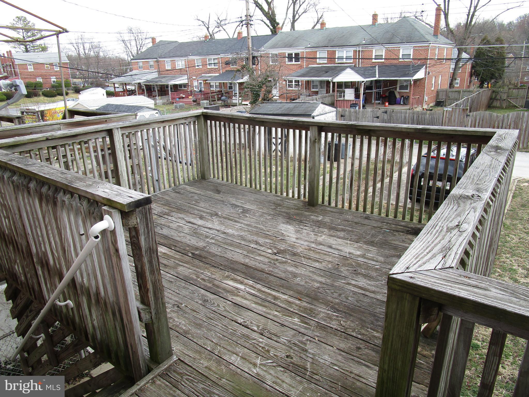1645 Langford Road Baltimore, MD 21207 - Photo 7 of 17 Rear Deck