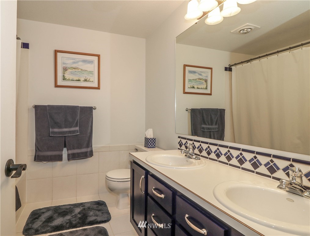 23430 11th Avenue West Bothell, WA 98021 - Photo 14 of 25