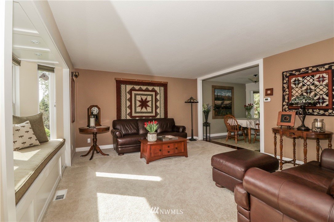 23430 11th Avenue West Bothell, WA 98021 - Photo 4 of 25