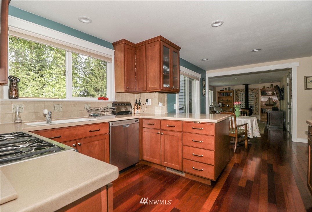 23430 11th Avenue West Bothell, WA 98021 - Photo 6 of 25