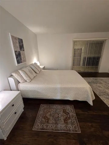 a view of a lake with houses with outdoor space