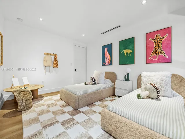 $9,750,000 | 7910 Los Pinos Circle, Coral Gables, FL 33143