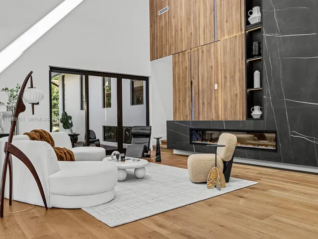 $9,750,000 | 7910 Los Pinos Circle, Coral Gables, FL 33143