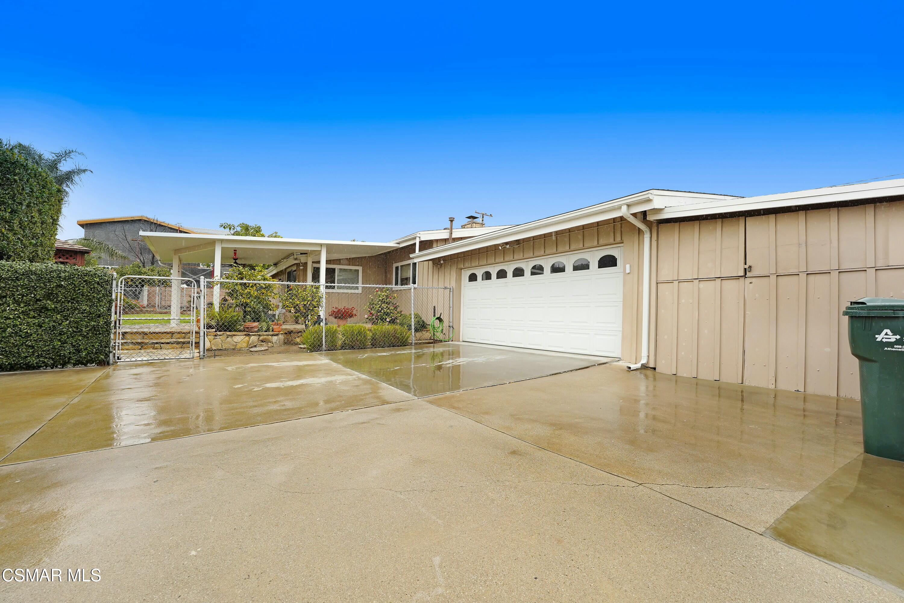 3075 Reservoir Drive Simi Valley, CA 93065 - Photo 20 of 20 a view of a basket ball ground