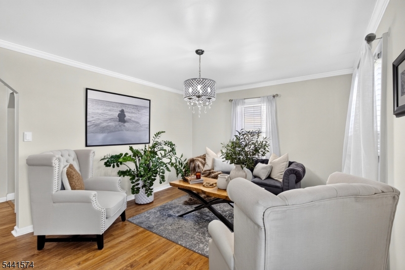 523 Harrison Place Linden, NJ 07036 - Photo 3 of 22