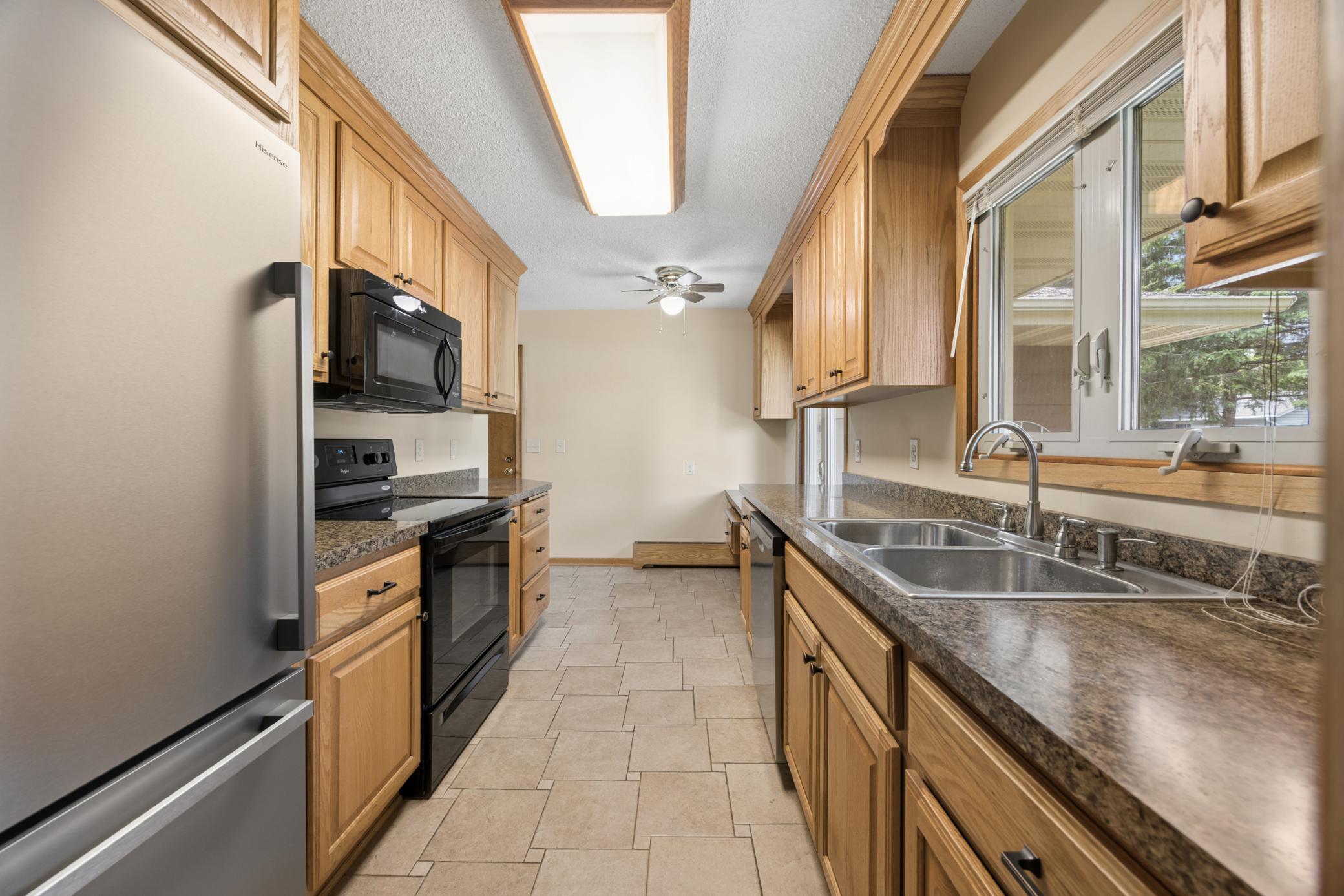 290 Rice Creek Boulevard Northeast Fridley, MN 55432 - Photo 7 of 26