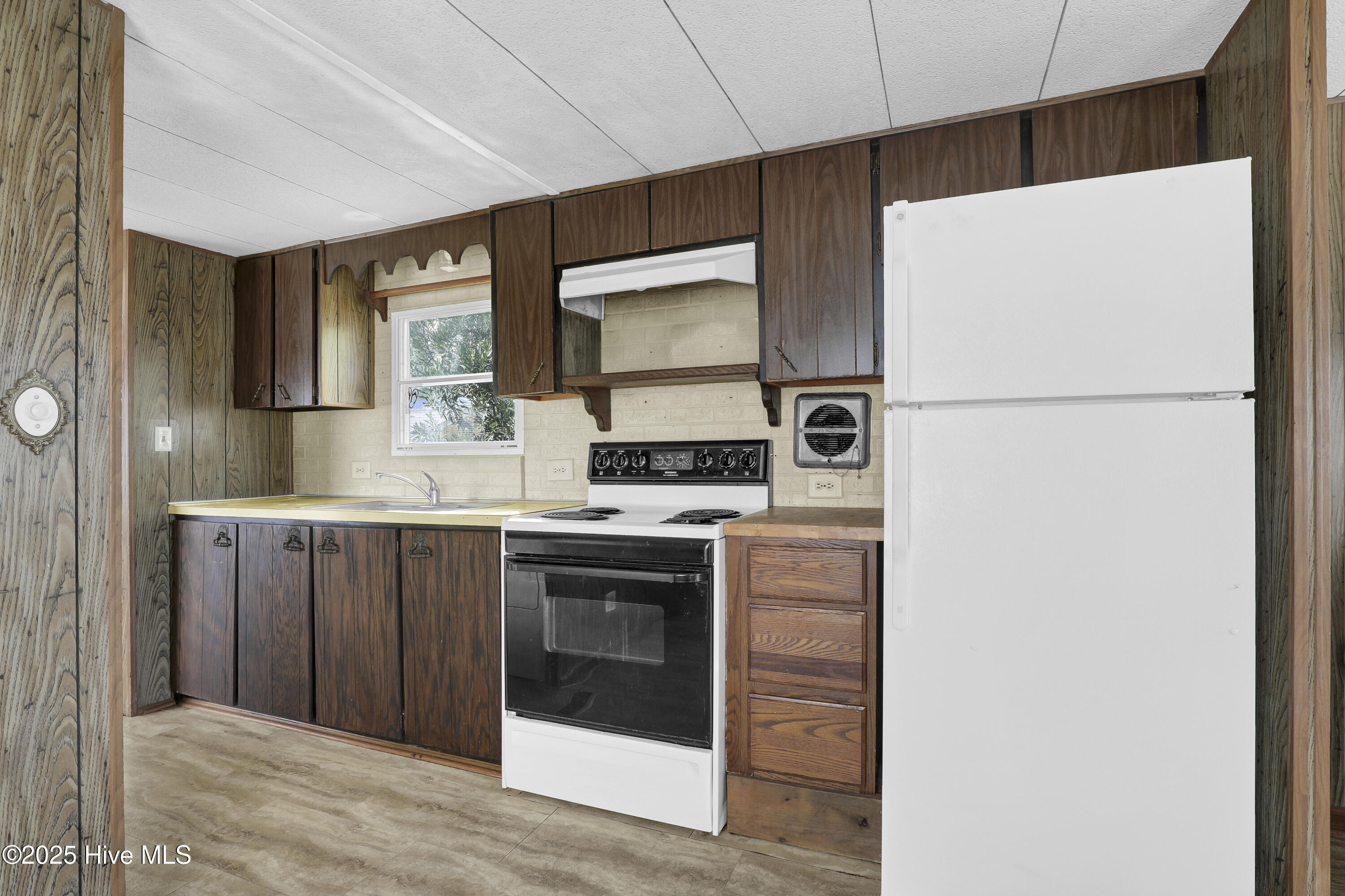 6015 6th Street Surf City, NC 28445 - Photo 24 of 36 6G8A1963