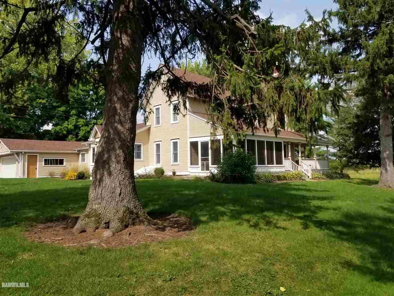23480 Livingood Road Chadwick, IL 61014 - Photo 2 of 27 Gallery Image 2