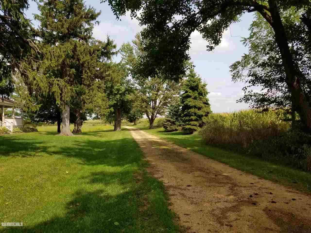 23480 Livingood Road Chadwick, IL 61014 - Photo 5 of 27 Gallery Image 5