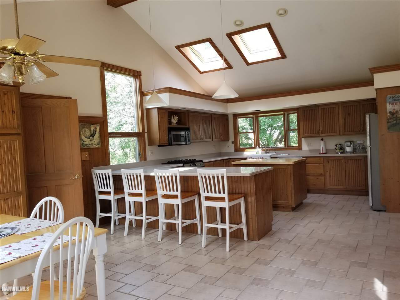 23480 Livingood Road Chadwick, IL 61014 - Photo 10 of 27 Gallery Image 10