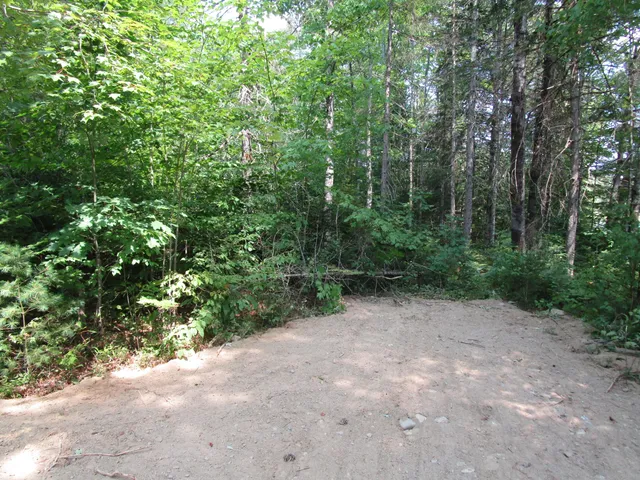 $280,000 | 5 Pine Street Lane, Lagrange, ME 04453