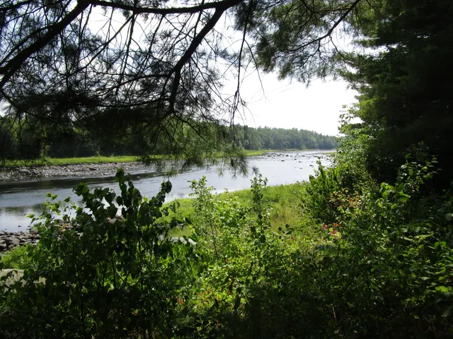 $280,000 | 5 Pine Street Lane, Lagrange, ME 04453