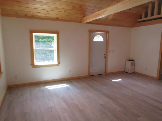 $280,000 | 5 Pine Street Lane, Lagrange, ME 04453