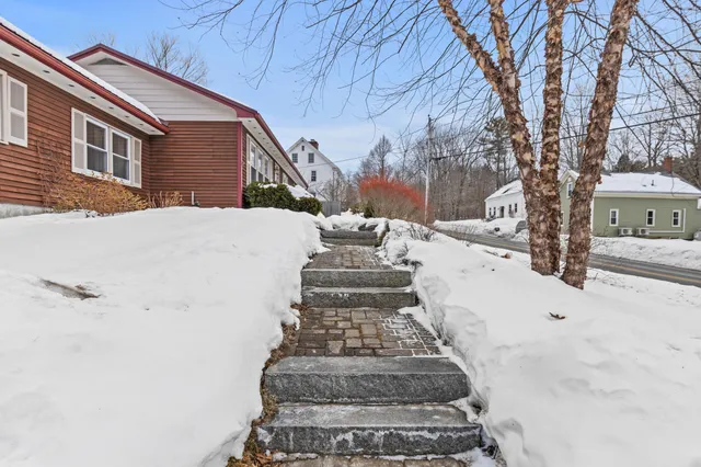 $525,000 | 937 Duck Pond Road, Westbrook, ME 04092