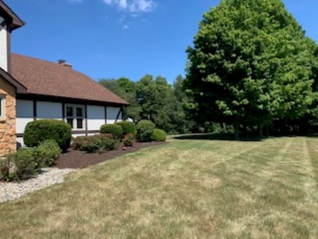 10007 Iron Bridge Road Roanoke, IN 46783 - Photo 4 of 23
