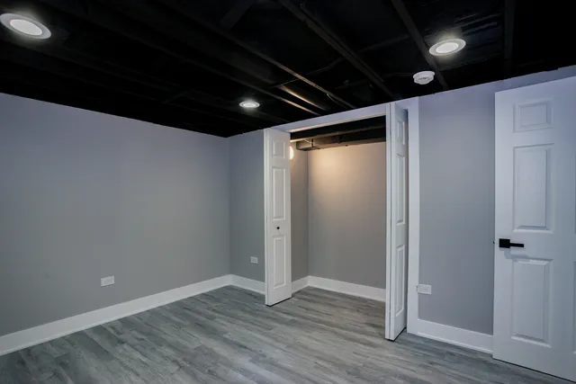 $264,900 | 12421 Honore Street, Calumet Park, IL 60827