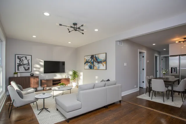 $264,900 | 12421 Honore Street, Calumet Park, IL 60827