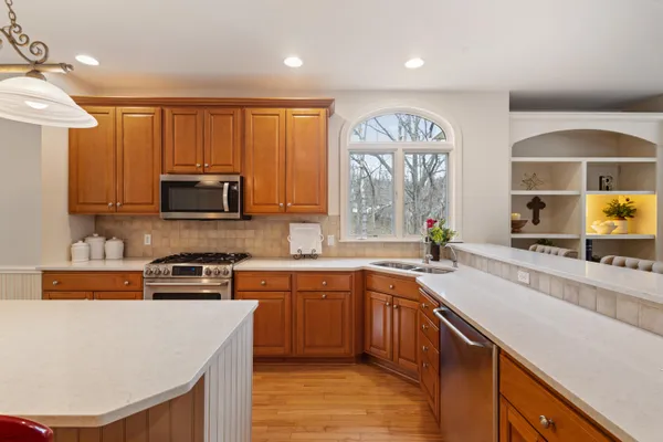 $735,000 | 8049 Barony Point, Mattawan, MI 49071