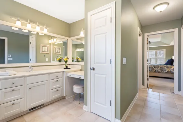 $735,000 | 8049 Barony Point, Mattawan, MI 49071