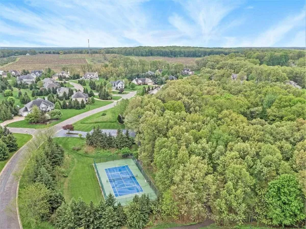 $735,000 | 8049 Barony Point, Mattawan, MI 49071