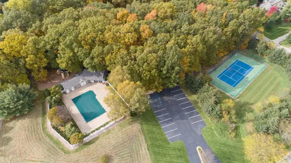 $735,000 | 8049 Barony Point, Mattawan, MI 49071