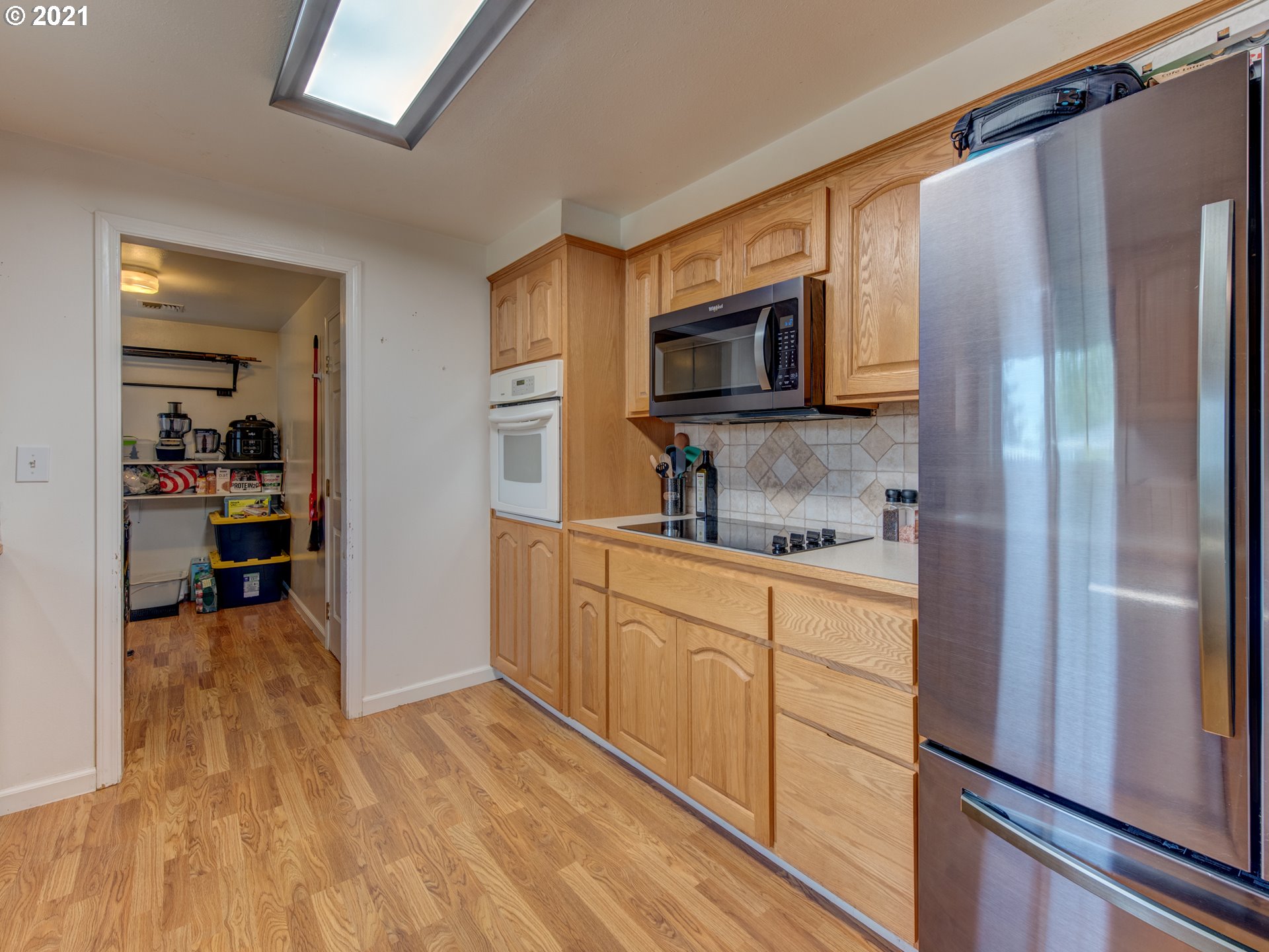 369 37th Street Springfield, OR 97478 - Photo 6 of 20