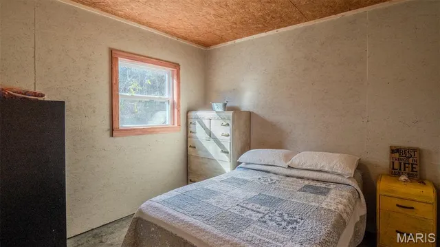 $337,500 | 11429 County Road 442, Redford, MO 63665