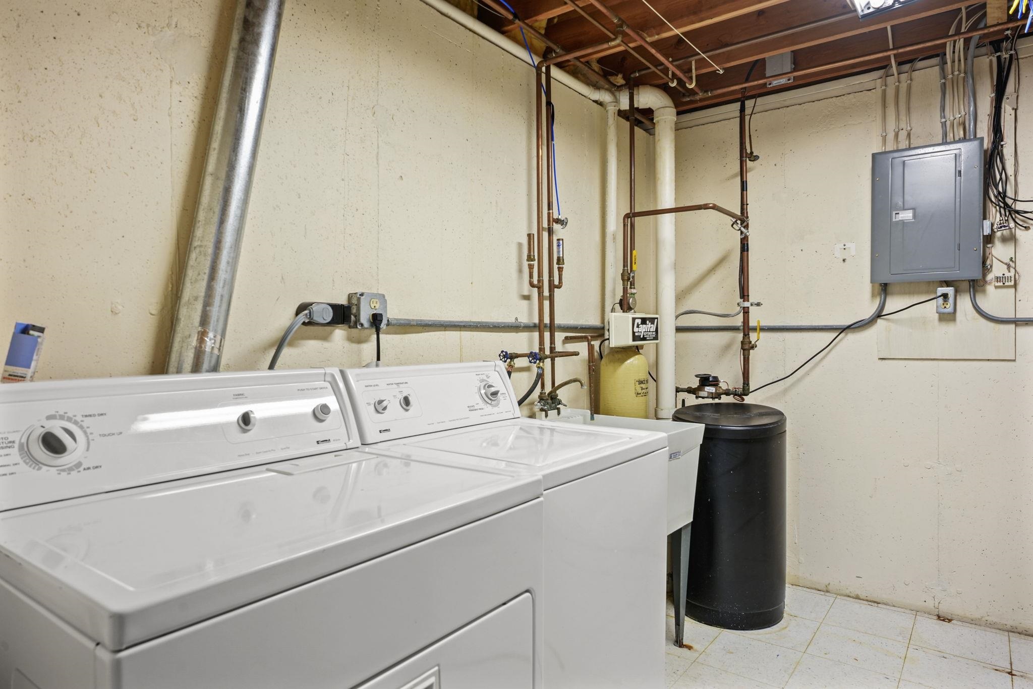 821 North Gammon Road Madison, WI 53717 - Photo 38 of 51