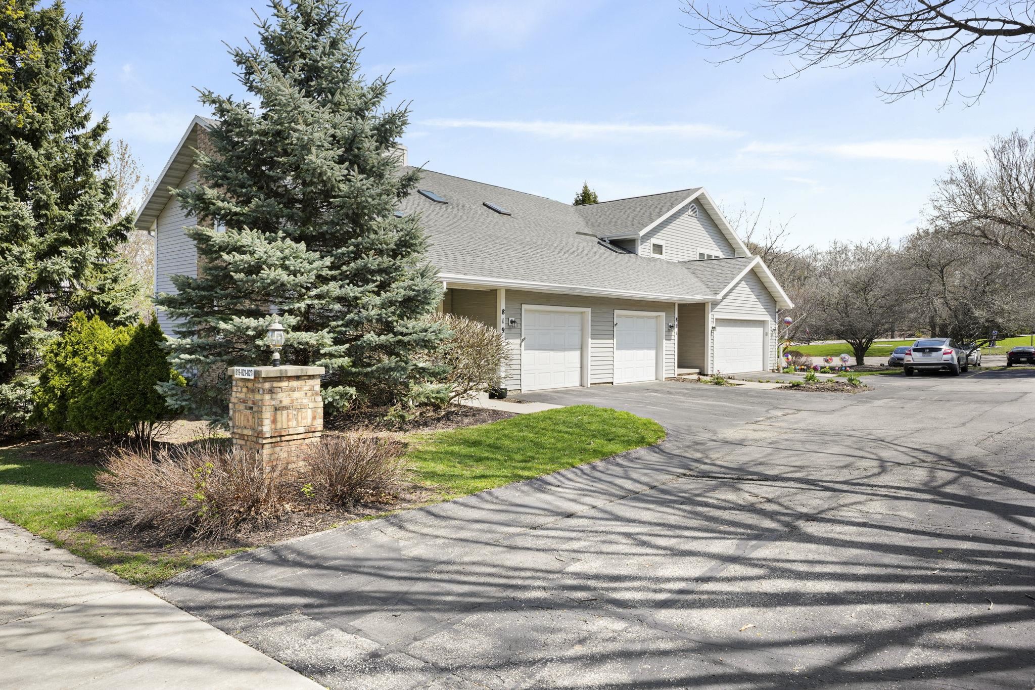 821 North Gammon Road Madison, WI 53717 - Photo 5 of 51