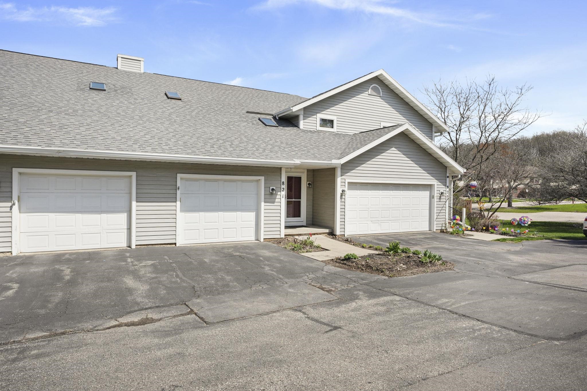 821 North Gammon Road Madison, WI 53717 - Photo 7 of 51