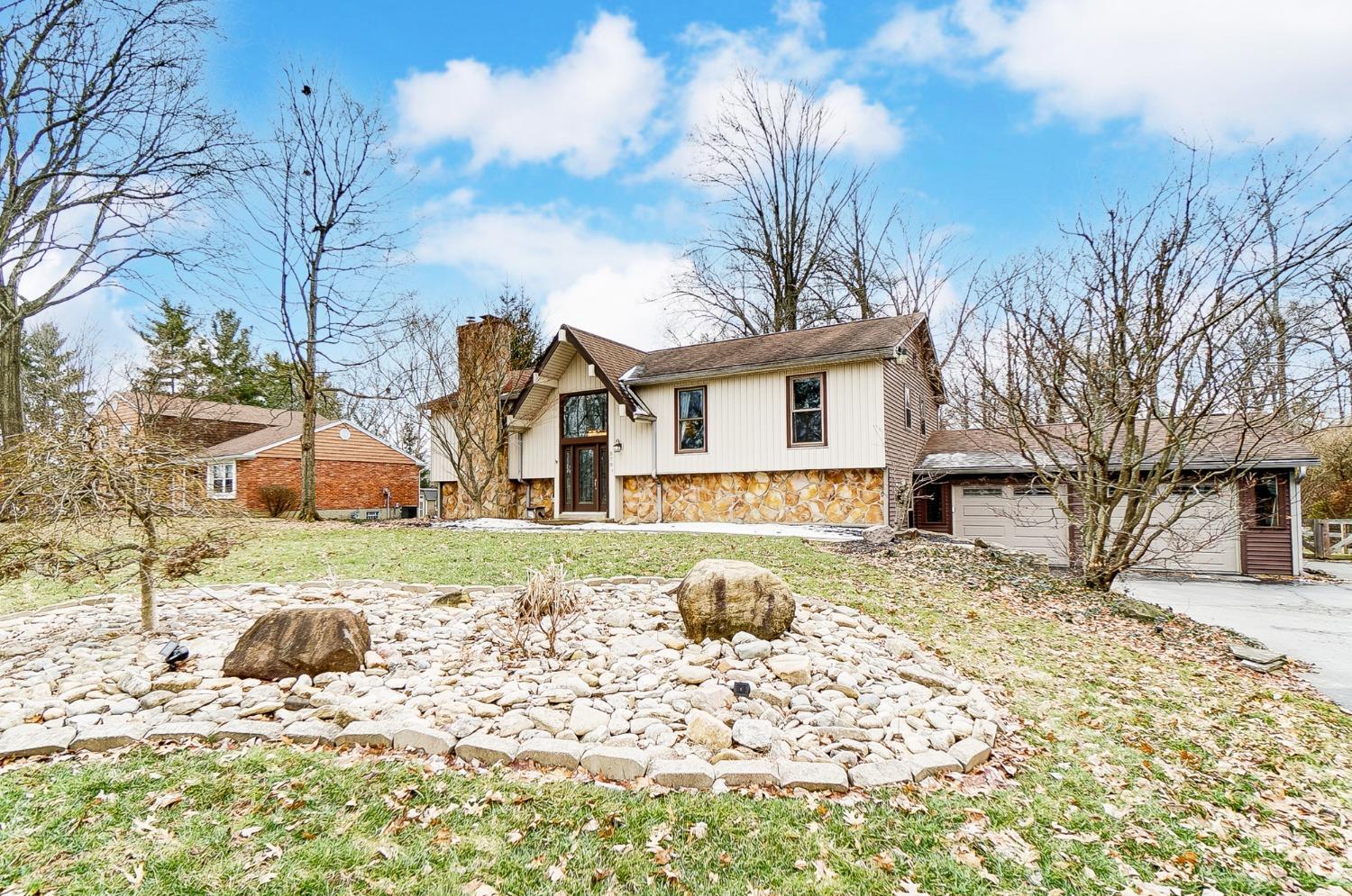 575 Pepper Ridge Road Cincinnati, OH 45244 - Photo 3 of 46 Gallery Image 3