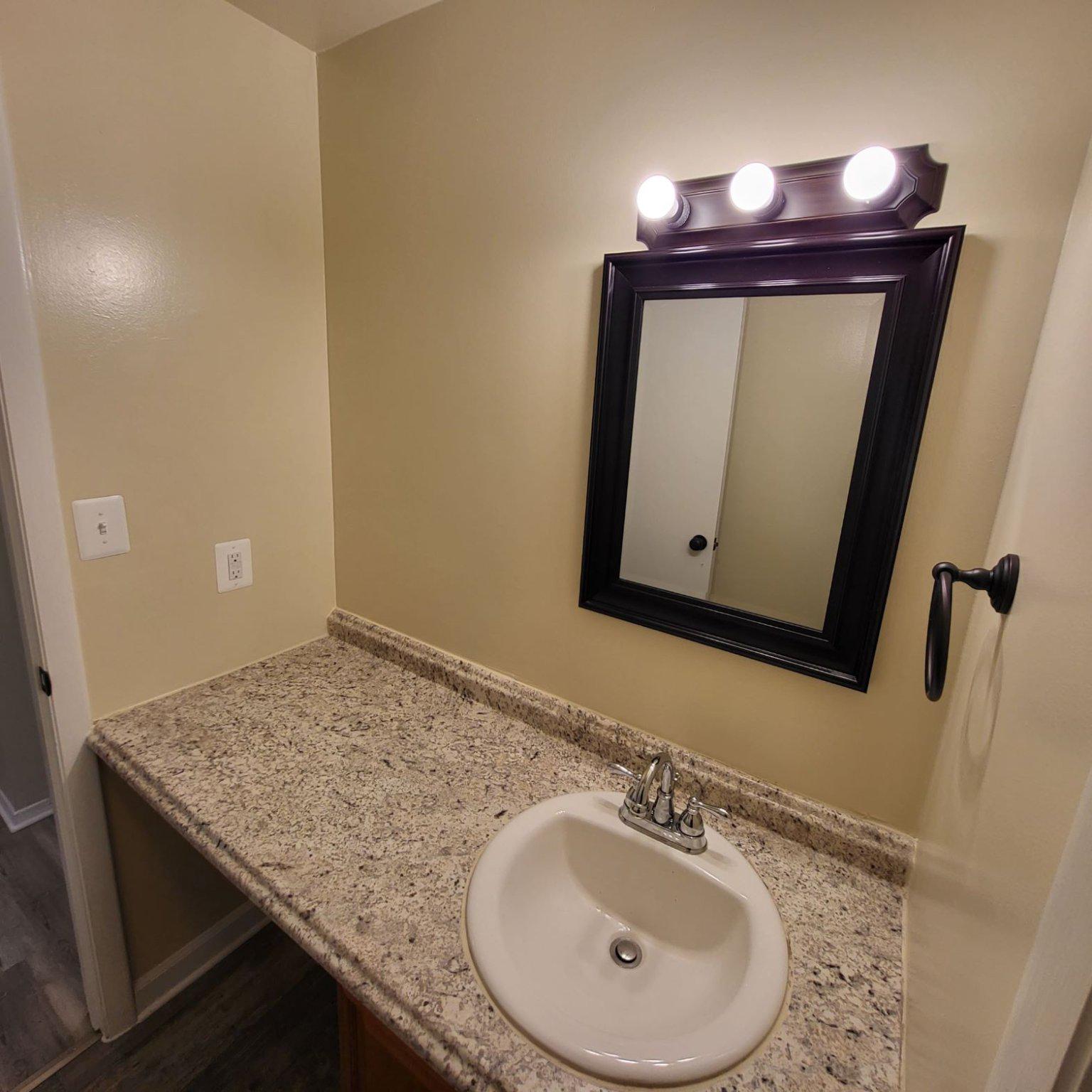 8 Perryfalls Place Nottingham, MD 21236 - Photo 11 of 23 Full Bath