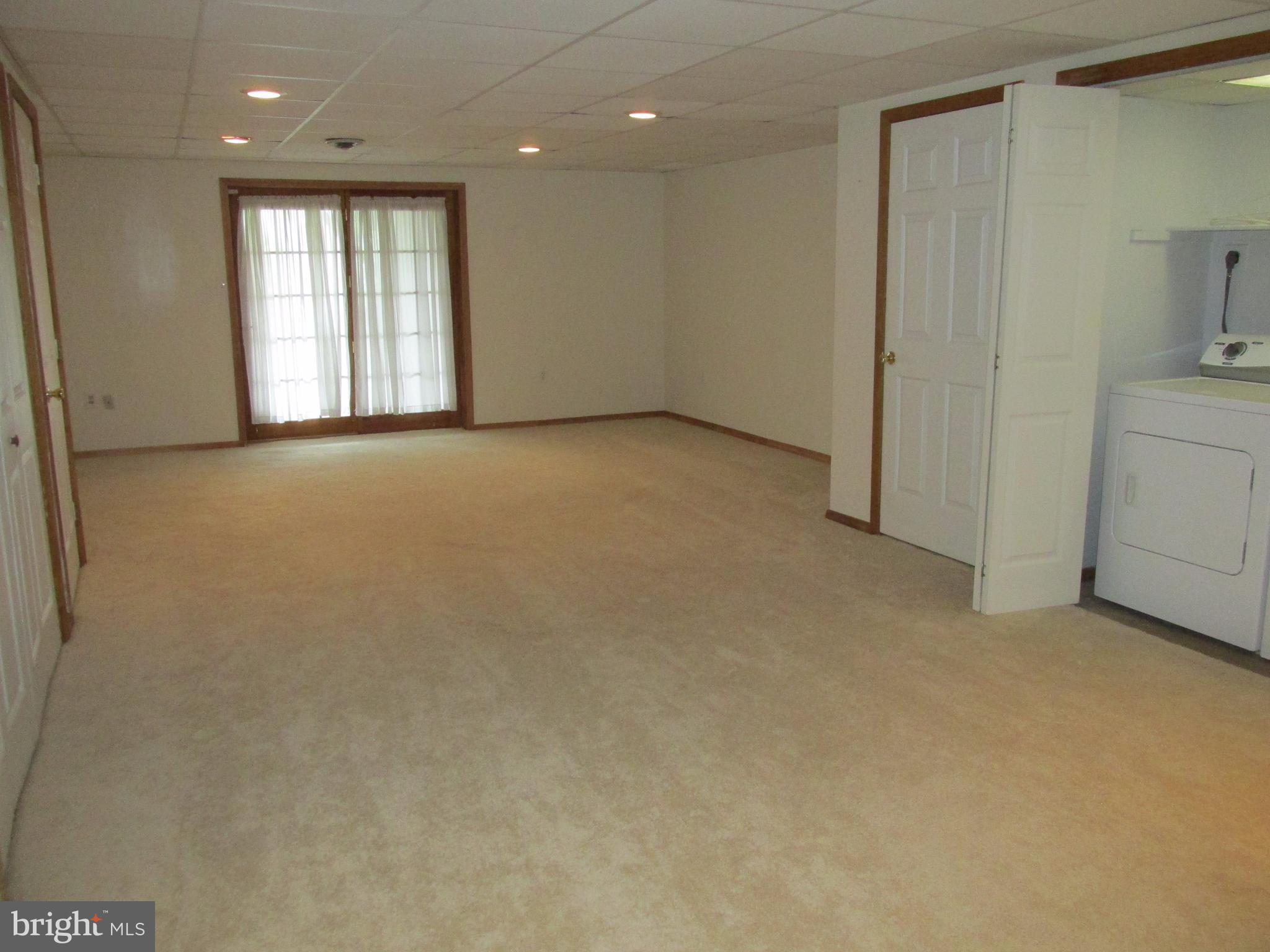 16 Sylvan Oak Way Nottingham, MD 21236 - Photo 21 of 30 Family Room Features Walk Out Patiio Door