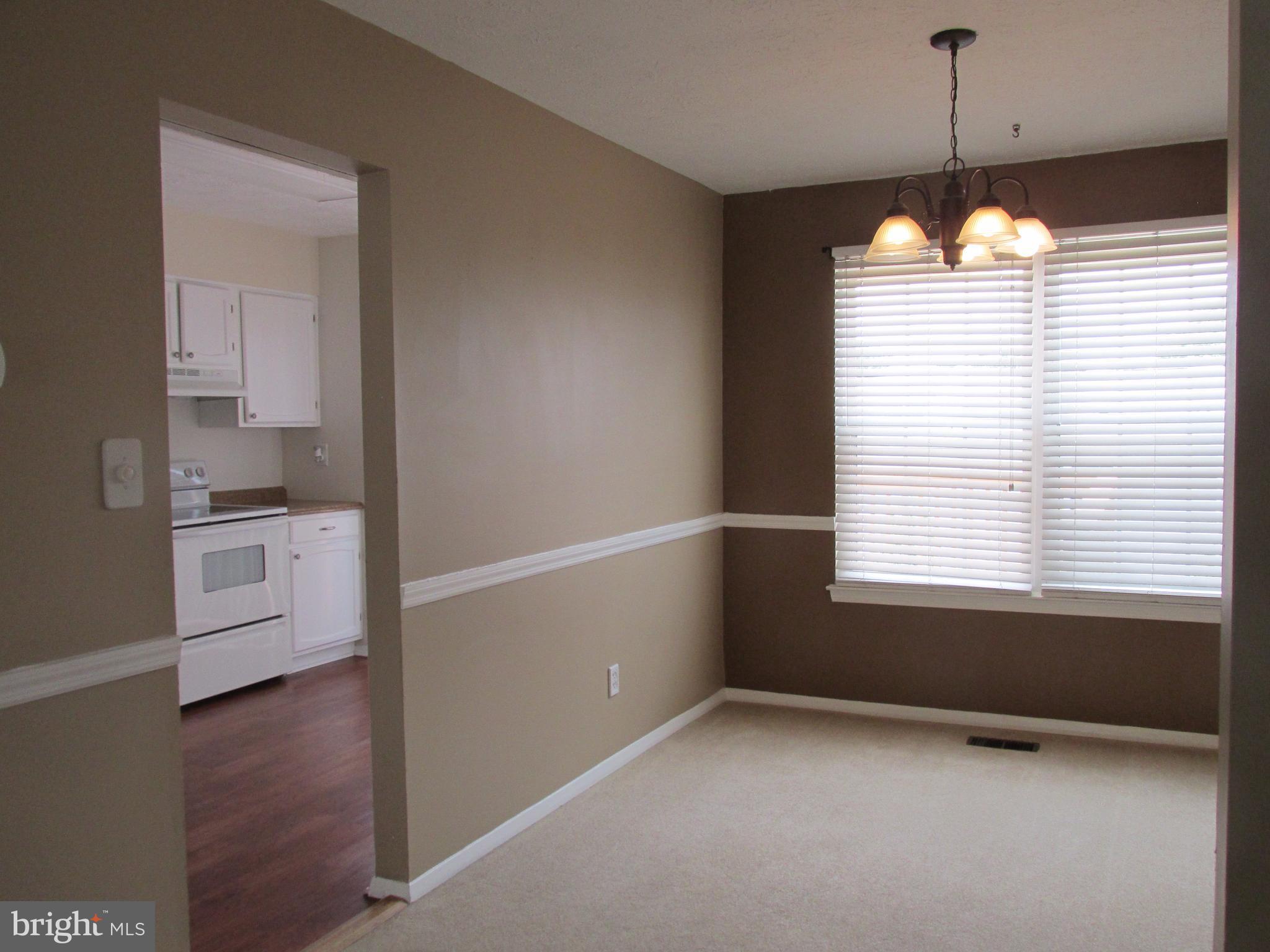 16 Sylvan Oak Way Nottingham, MD 21236 - Photo 10 of 30 Dining Room