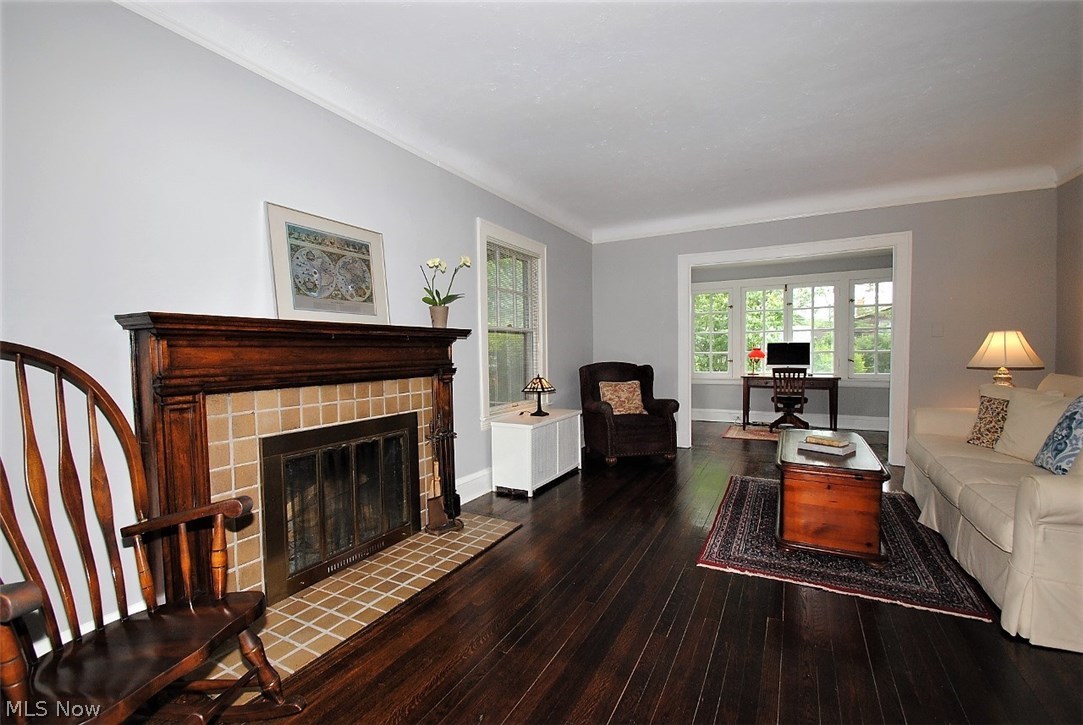 2988 Chadbourne Road Cleveland, OH 44120 - Photo 6 of 34 Gallery Image 6