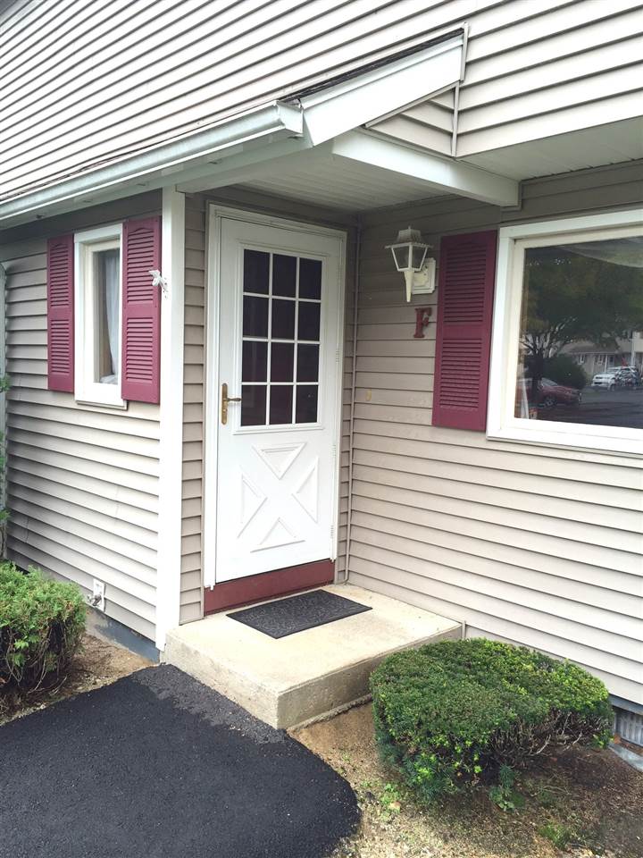 7 F Cedarbrook, Unit 7F Rochester, NH 03867 - Photo 4 of 10