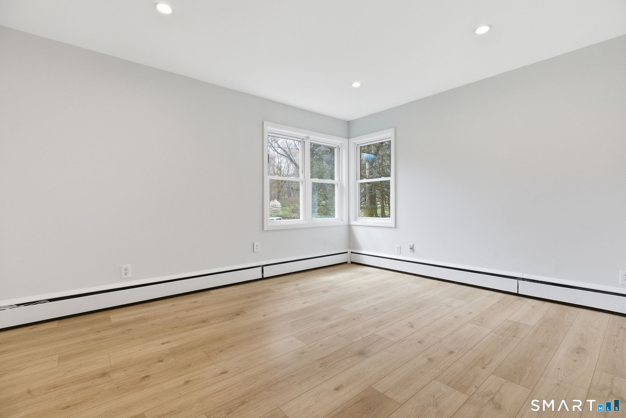 44 Brinsmade Road Hamden, CT 06514 - Photo 13 of 39