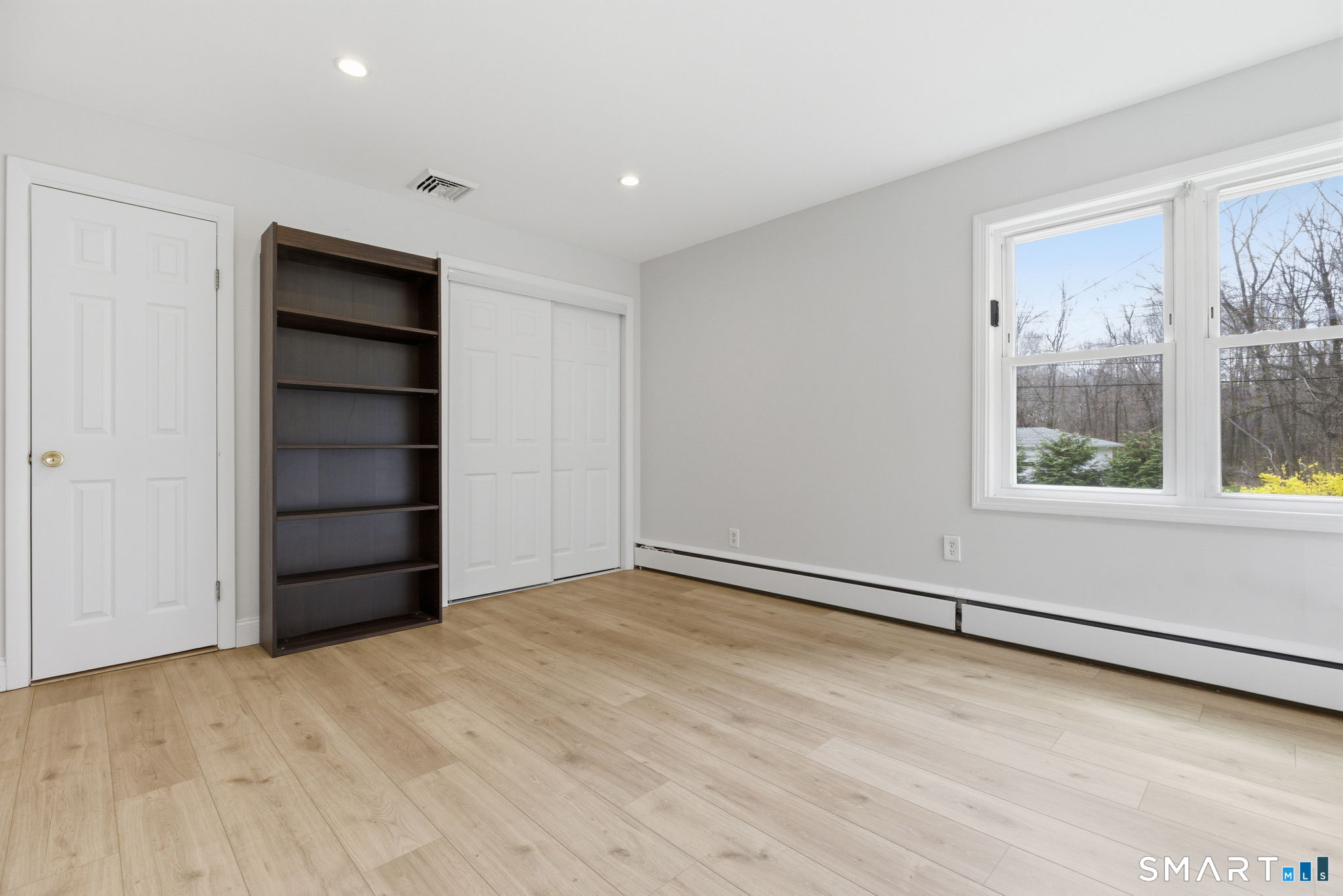 44 Brinsmade Road Hamden, CT 06514 - Photo 14 of 39