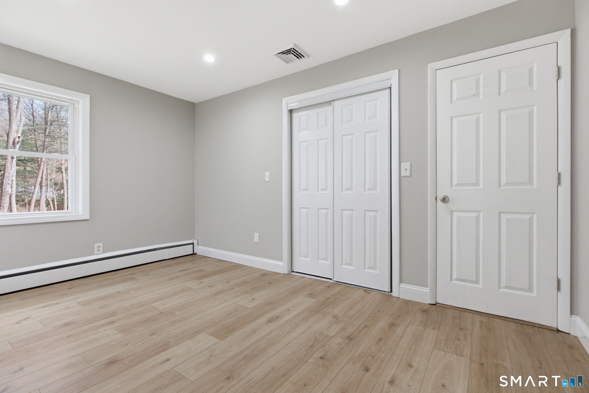 44 Brinsmade Road Hamden, CT 06514 - Photo 15 of 39