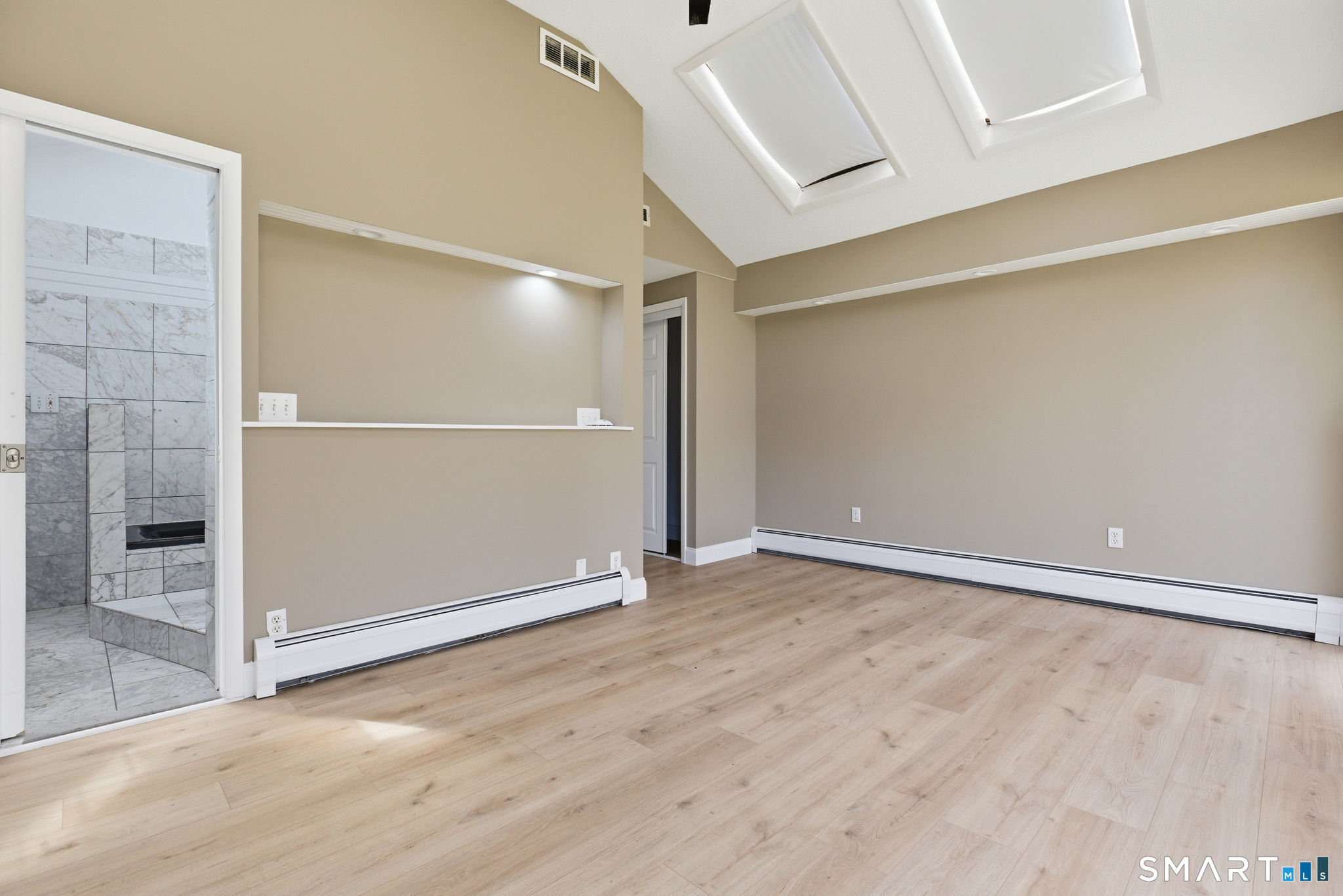 44 Brinsmade Road Hamden, CT 06514 - Photo 21 of 39