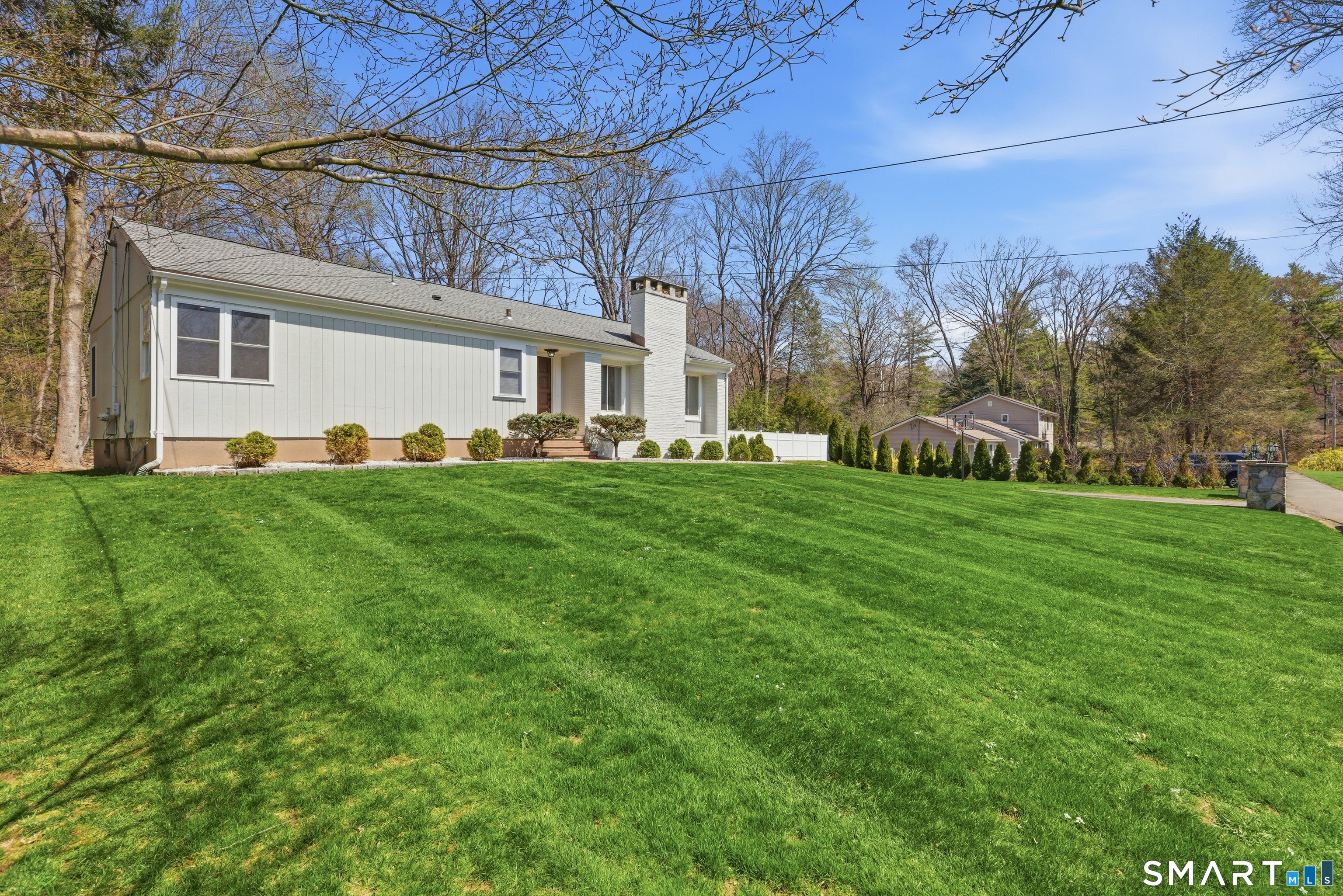 44 Brinsmade Road Hamden, CT 06514 - Photo 27 of 39