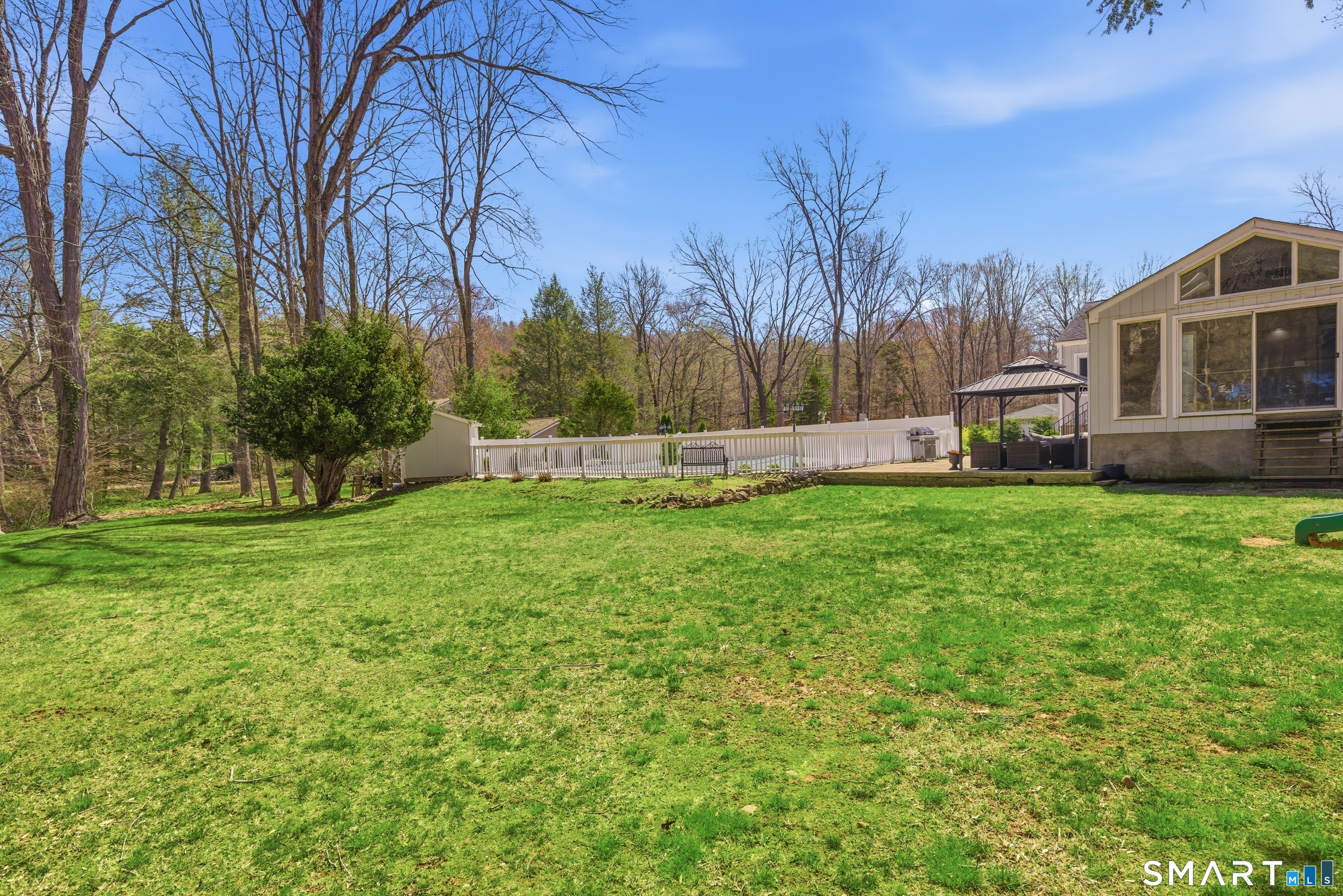 44 Brinsmade Road Hamden, CT 06514 - Photo 32 of 39